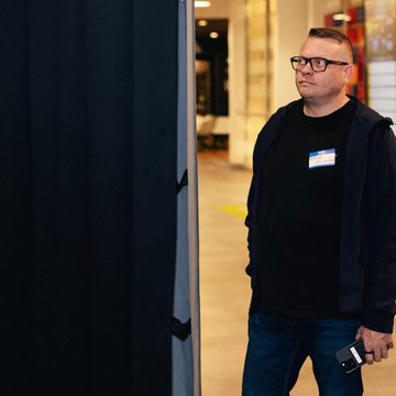 Serge Bulaev backstage at a conference